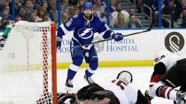 nikita-kucherov-lightning-nhl-1300.jpg